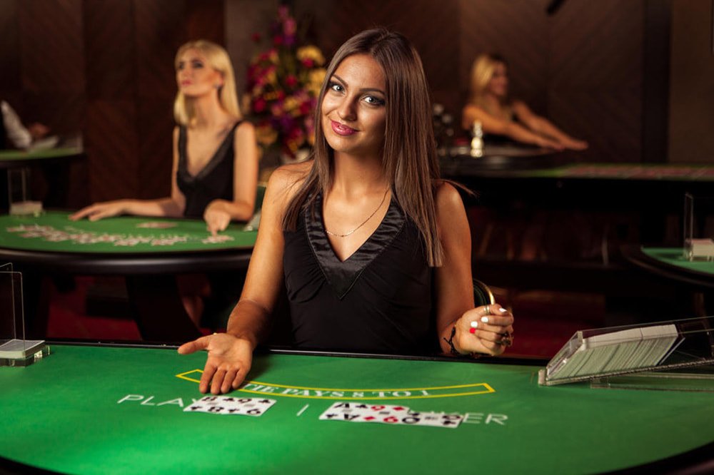 live dealer at casino table